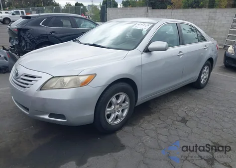 2007 Toyota Camry Ce z USA, uszkodzony, nr VIN 4T1BE46K07U645160